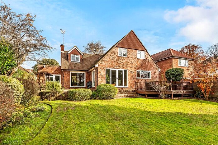 5 Bedroom Detached House For Sale In Fortyfoot Road, Leatherhead, Surrey, KT22