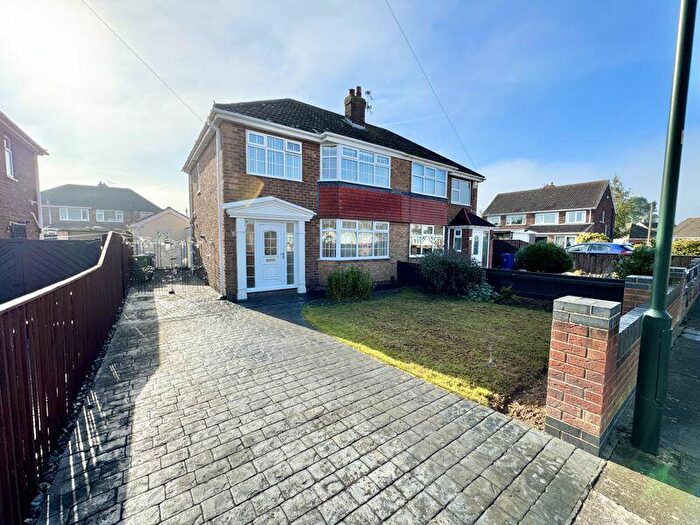 3 Bedroom Semi-Detached House To Rent In Worlaby Road, Scartho, DN33