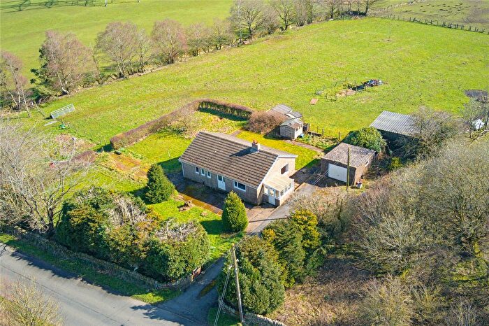 3 Bedroom Bungalow For Sale In Fulshaw Lane, Fulshaw Cross, Penistone, Sheffield, S36