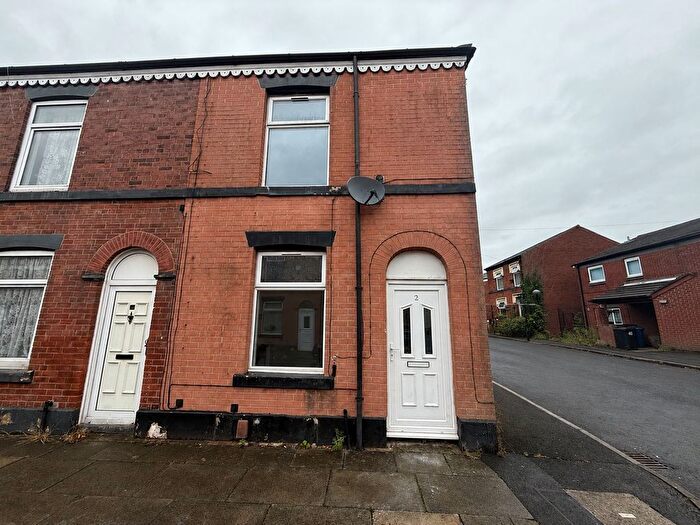 2 Bedroom End Of Terrace House To Rent In William Street, Radcliffe, Manchester, M26