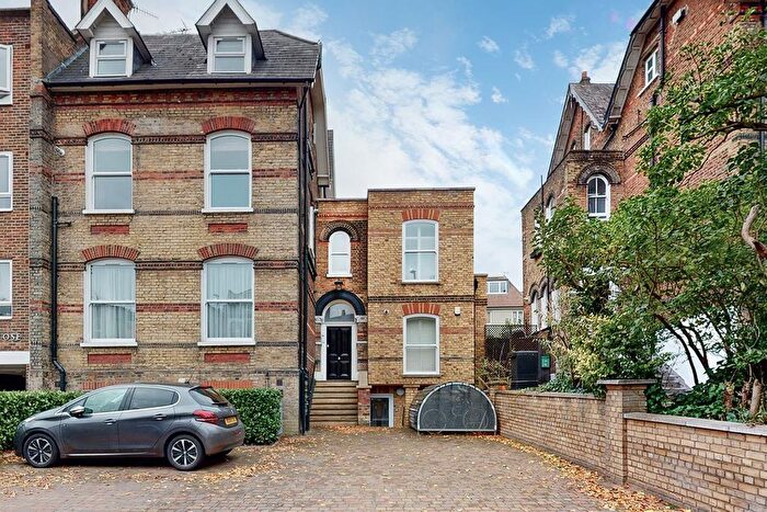 2 Bedroom Flat To Rent In Archway Road, London, N6