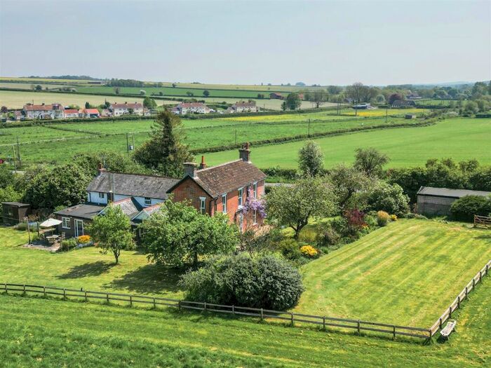 6 Bedroom Detached House For Sale In Cashmoor, Blandford Forum, DT11