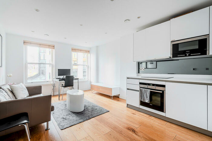 1 Bedroom Apartment To Rent In Chamberlain House, Blackall Street, Shoreditch, London, EC2A