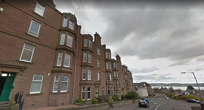 2 Bedroom Flat To Rent In Seymour Street, Dundee, Dundee, DD2