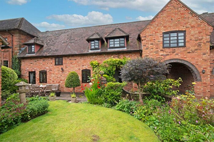 4 Bedroom Barn Conversion For Sale In Ox Leys Road, Sutton Coldfield, B75