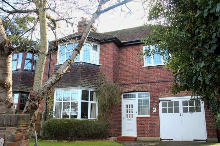 4 Bedroom Semi-Detached House To Rent In Sidcup Road, London, SE12