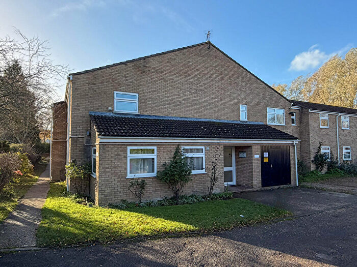 1 Bedroom Apartment To Rent In Regatta Court, Oyster Row, Cambridge, CB5