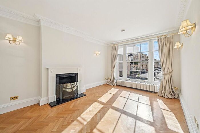 5 Bedroom Property To Rent In Brunswick Place, Regent's Park, NW1