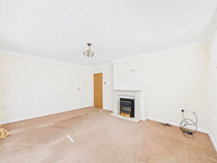 2 Bedroom Detached Bungalow For Sale In Harding Close, Sutton-On-Sea, Mablethorpe, LN12