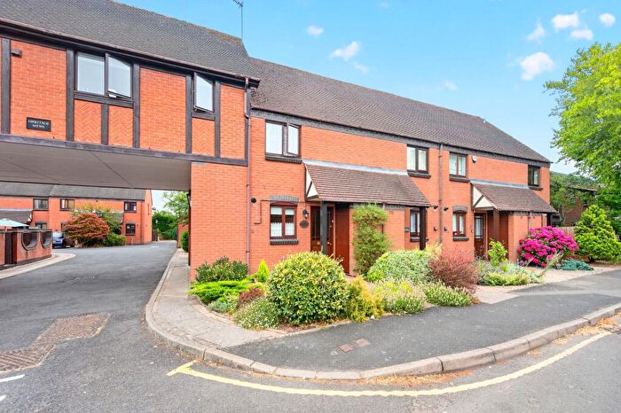 2 Bedroom Terraced House For Sale In Heritage Mews, New Street, Stratford Upon Avon, CV37