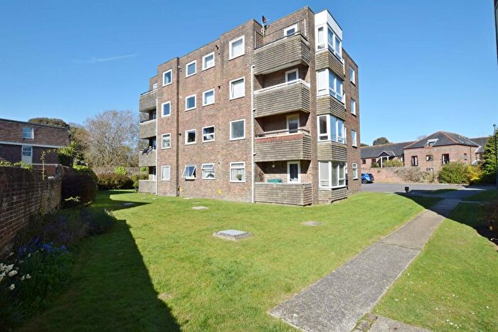 2 Bedroom Flat To Rent In High Street, Bognor Regis, PO21