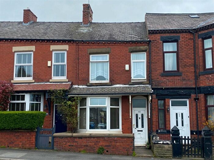 2 Bedroom Terraced House For Sale In Rochdale Road, Royton, OL2