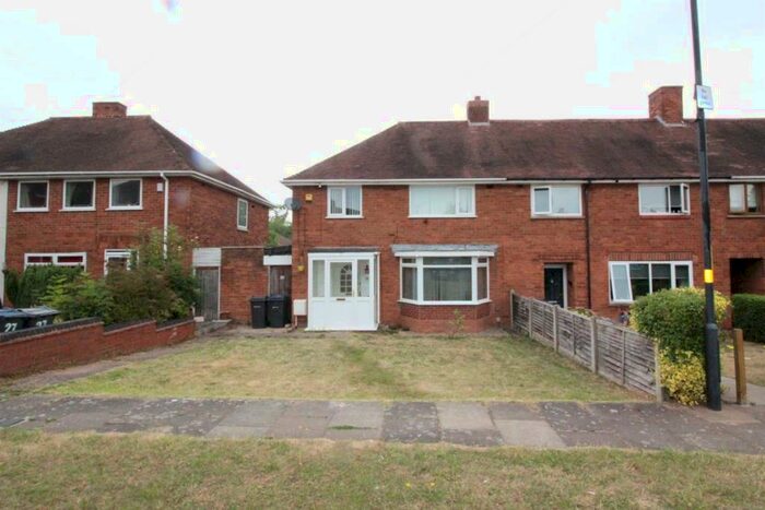 3 Bedroom Semi-Detached House To Rent In Cattell Drive, Sutton Coldfield, B75