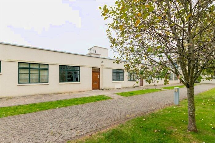 1 Bedroom Flat To Rent In Courtlands, Hayes Point, Hayes Road, Sully, CF64