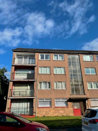 2 Bedroom Flat To Rent In Rannoch Drive, Renfrew, Renfrewshire, PA4