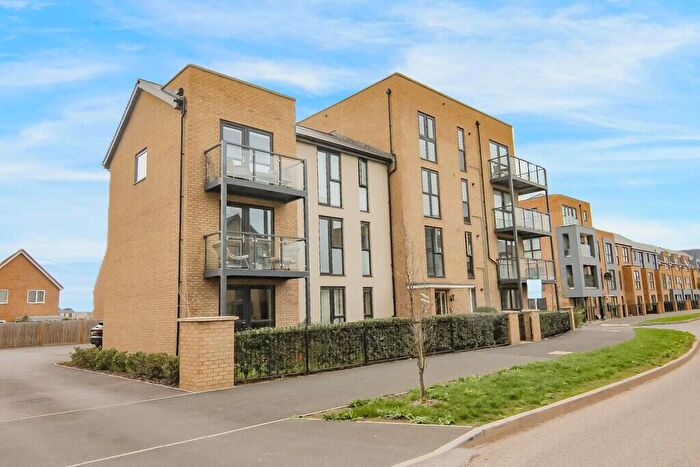 2 Bedroom Apartment For Sale In Cowleaze Path, Banwell, BS29