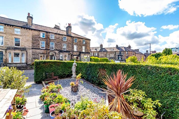 3 Bedroom House For Sale In Cheltenham Mount, Harrogate, HG1