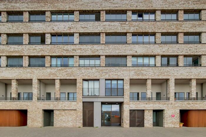 1 Bedroom Flat To Rent In Lock Side Way, Canada Water, London, E16