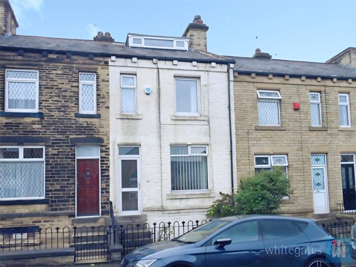2 Bedroom Terraced House To Rent In Church Street, Heckmondwike, WF16