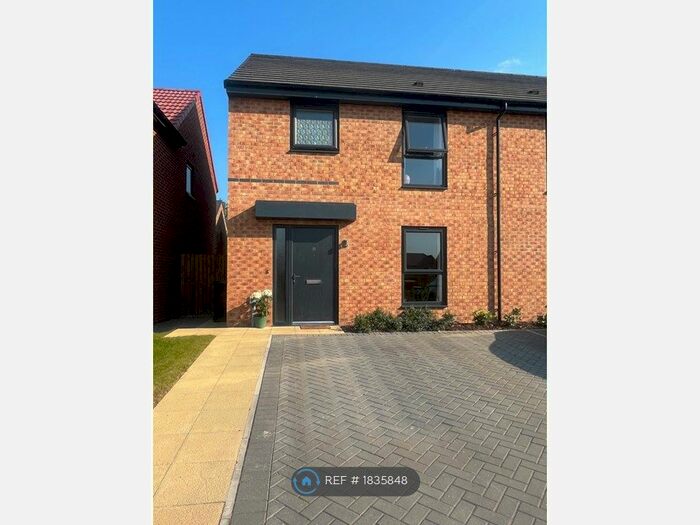 3 Bedroom Semi-Detached House To Rent In Jacob Drive, Middlesbrough, TS4