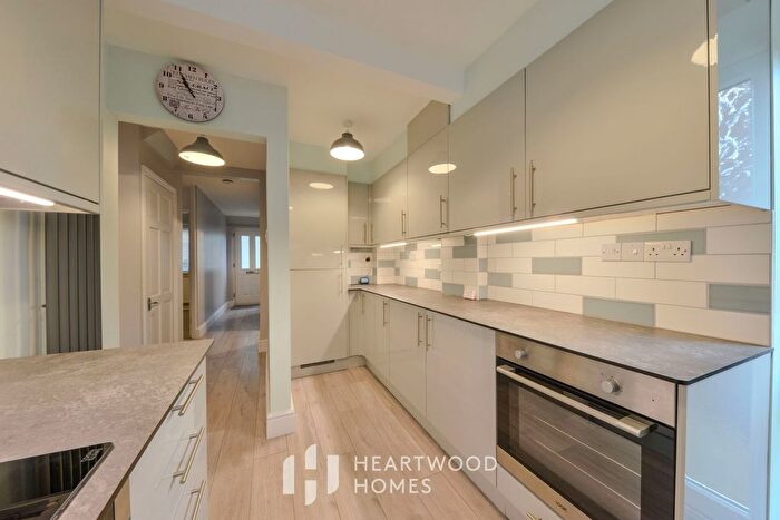 2 Bedroom Maisonette For Sale In High Street, Colney Heath, St.Albans, AL4