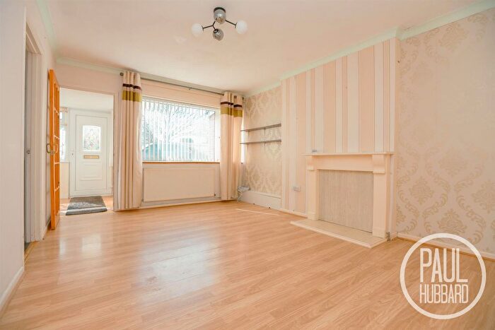 2 Bedroom Semi-Detached Bungalow For Sale In Lloyds Avenue, Kessingland, NR33