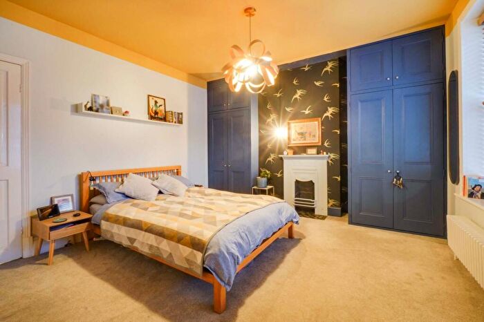 3 Bedroom Terraced House For Sale In Adderley Road, Clarendon Park, Leicester, LE2