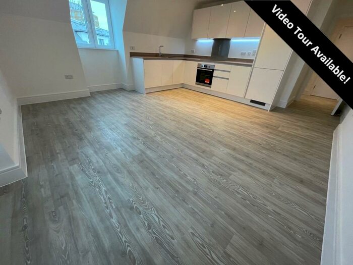 1 Bedroom Flat To Rent In West Cliff Road, Bournemouth, BH2