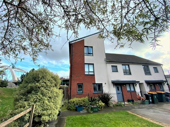 3 Bedroom Town House To Rent In Ariel Reach, Newport, NP20