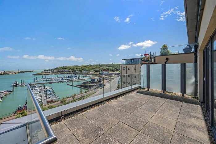 2 Bedroom Flat For Sale In Valencay, West Quay, Newhaven, BN9