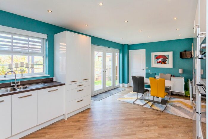 3 Bedroom Detached House For Sale In Paddock Way, Green Hammerton, York, YO26