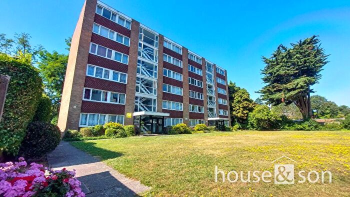 2 Bedroom Apartment For Sale In Lindum Court, Poole Road, Poole, Dorset, BH12
