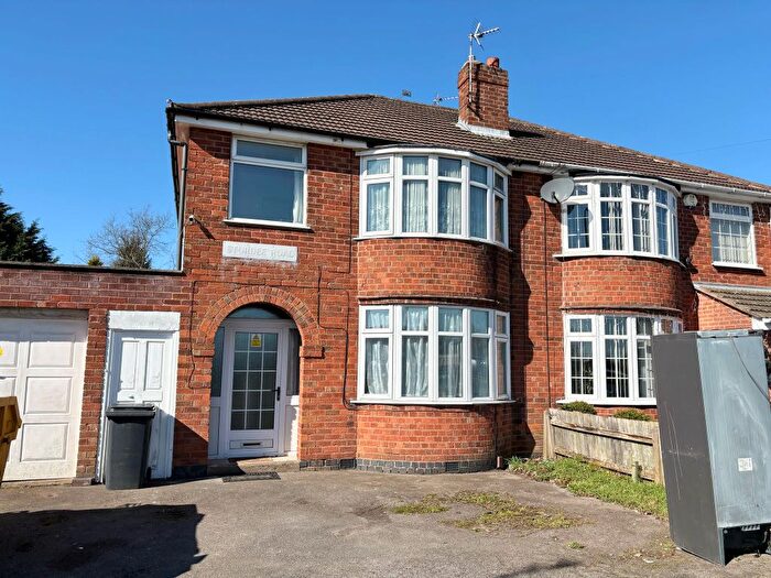 3 Bedroom Semi-Detached House To Rent In Sturdee Rd, Eyes Monsell, LE2
