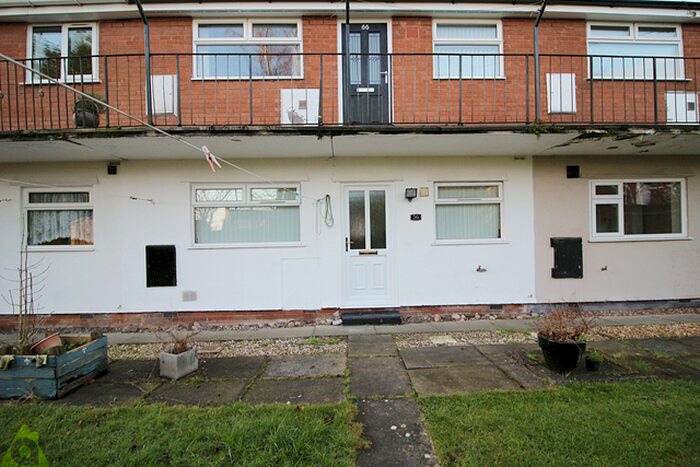 2 Bedroom Flat To Rent In Alexandria Drive, Westhoughton BL5