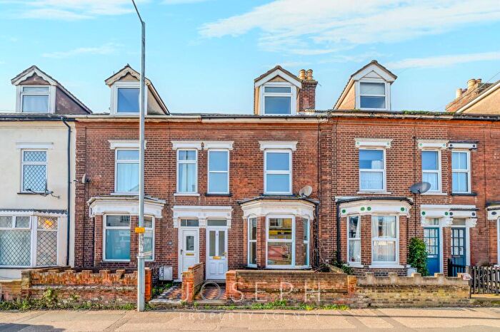 3 Bedroom Terraced House For Sale In Wherstead Road, Ipswich, IP2