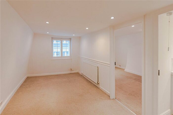 1 Bedroom Flat To Rent In Pollen Street, London, W1S
