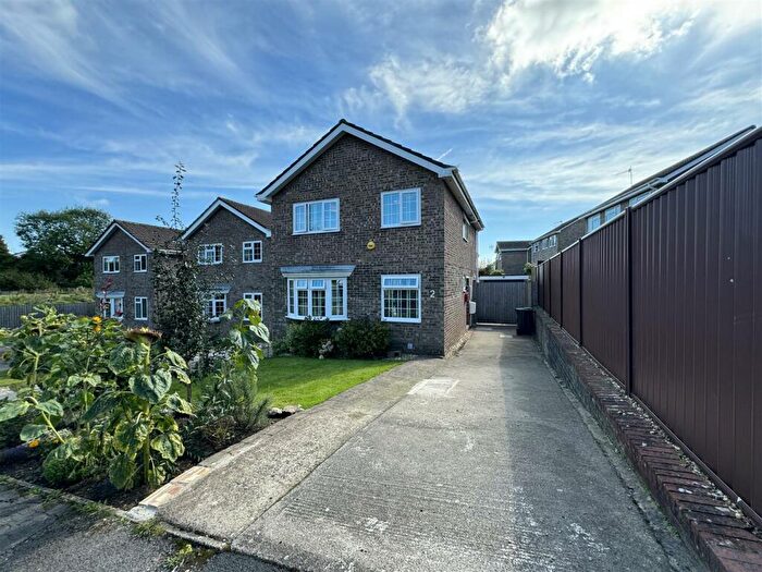 4 Bedroom Detached House To Rent In Lancaster Way, Chepstow, NP16