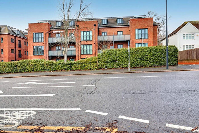 2 Bedroom Apartment For Sale In Sudbury Hill, Harrow, HA1