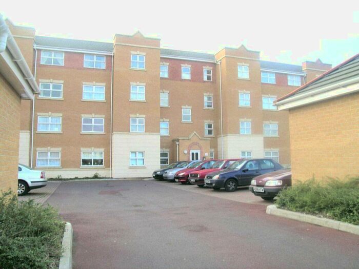 1 Bedroom Flat To Rent In Pickfords Gardens, SL1