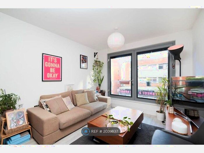 1 Bedroom Flat To Rent In Boleyn Road, London, N16