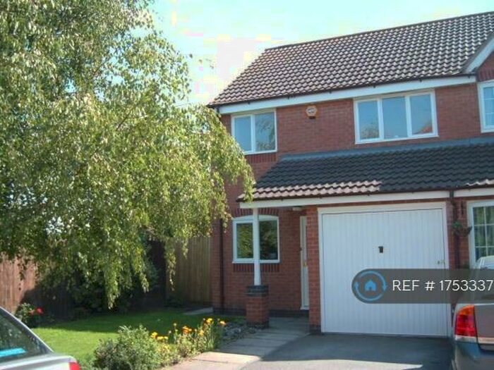 3 Bedroom Semi-Detached House To Rent In Clarks Lane, Newark, NG24