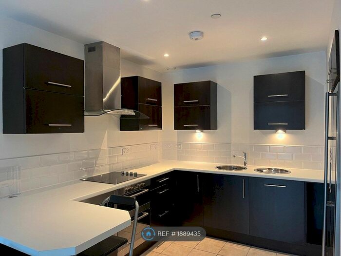 2 Bedroom Flat To Rent In St. Marys Road, Market Harborough, LE16