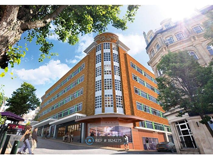 2 Bedroom Flat To Rent In Bristol &amp; West House, Bournemouth, BH1
