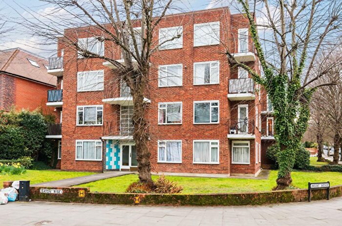 2 Bedroom Flat To Rent In Mount Avenue, Ealing, W5