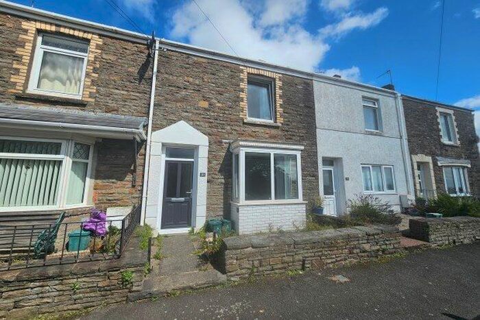 2 Bedroom Property To Rent In Windmill Terrace, Abertawe, SA1