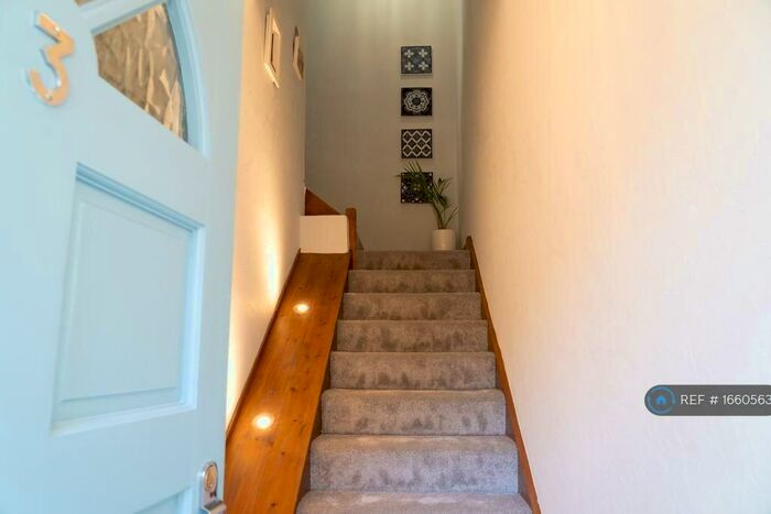 3 Bedroom Maisonette To Rent In Elmhyrst Road, Weston-Super-Mare, BS23