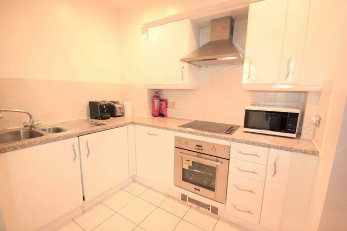 2 Bedroom Flat To Rent In Gerry Raffles Square, Stratford, E15