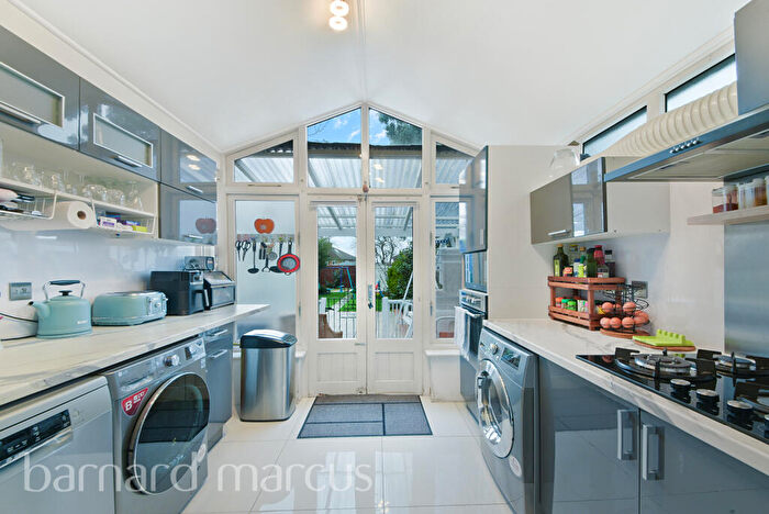 3 Bedroom House To Rent In Thornton Road, Carshalton, SM5