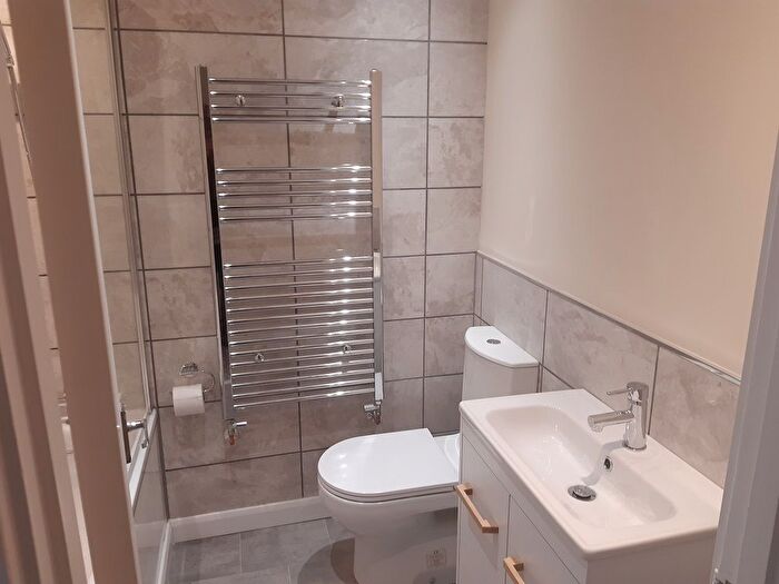 1 Bedroom Flat For Sale In Jocks Lane, Binfield, Bracknell, RG42