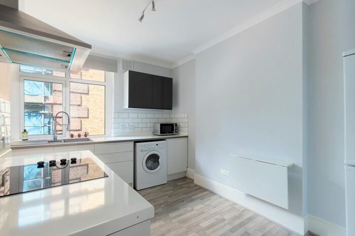 1 Bedroom Flat To Rent In Leather Lane, Holborn EC1N